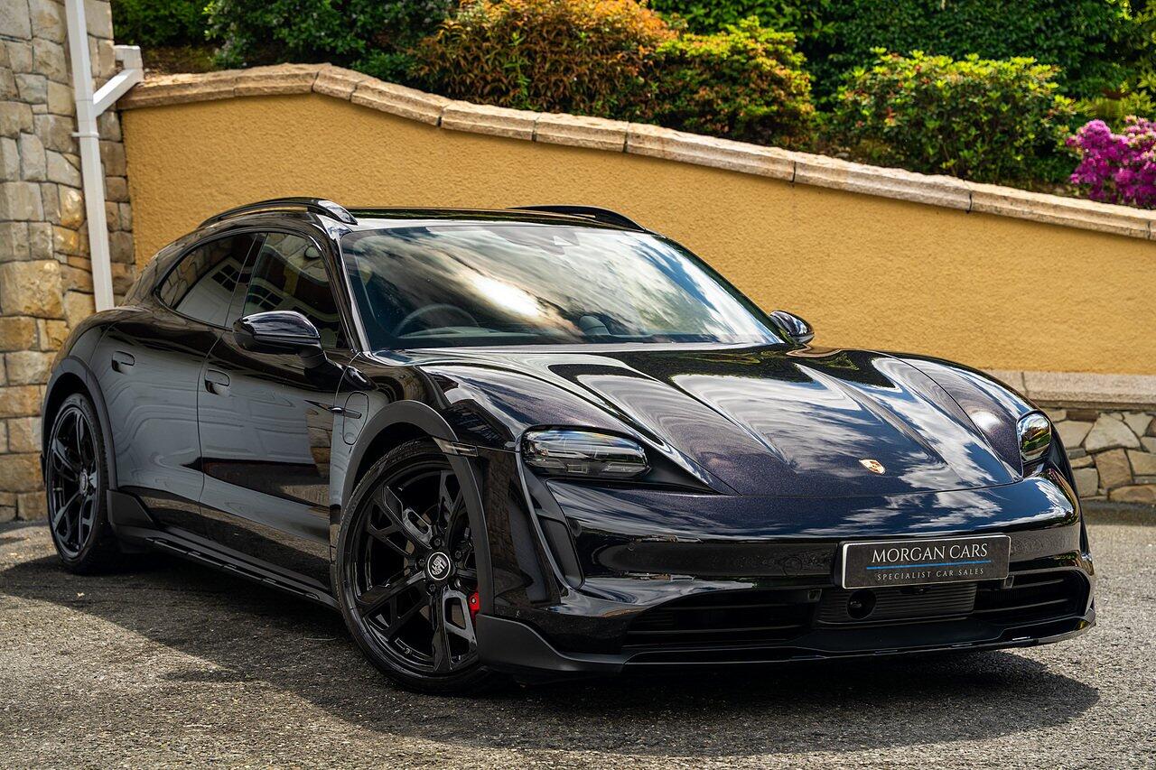 Porsche Taycan view 27