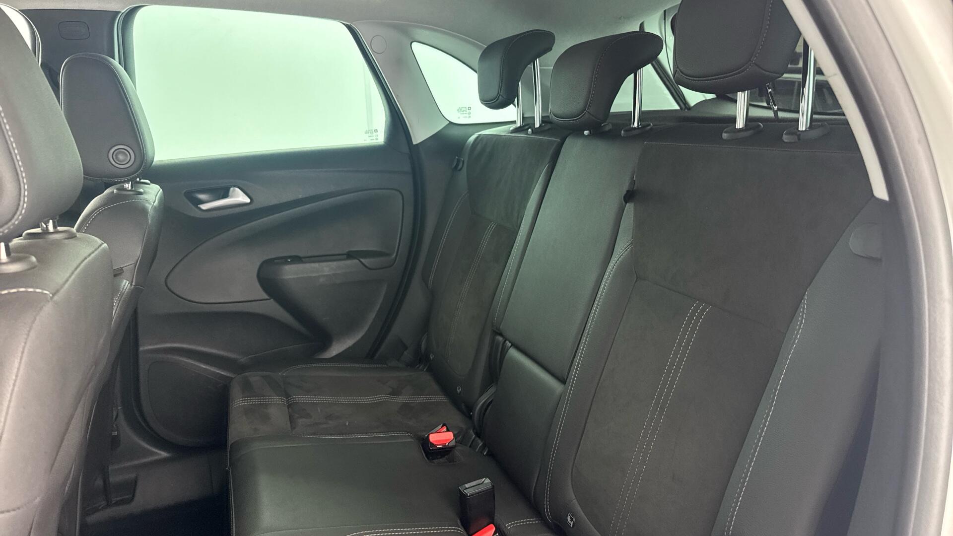 Vauxhall Crossland view 14