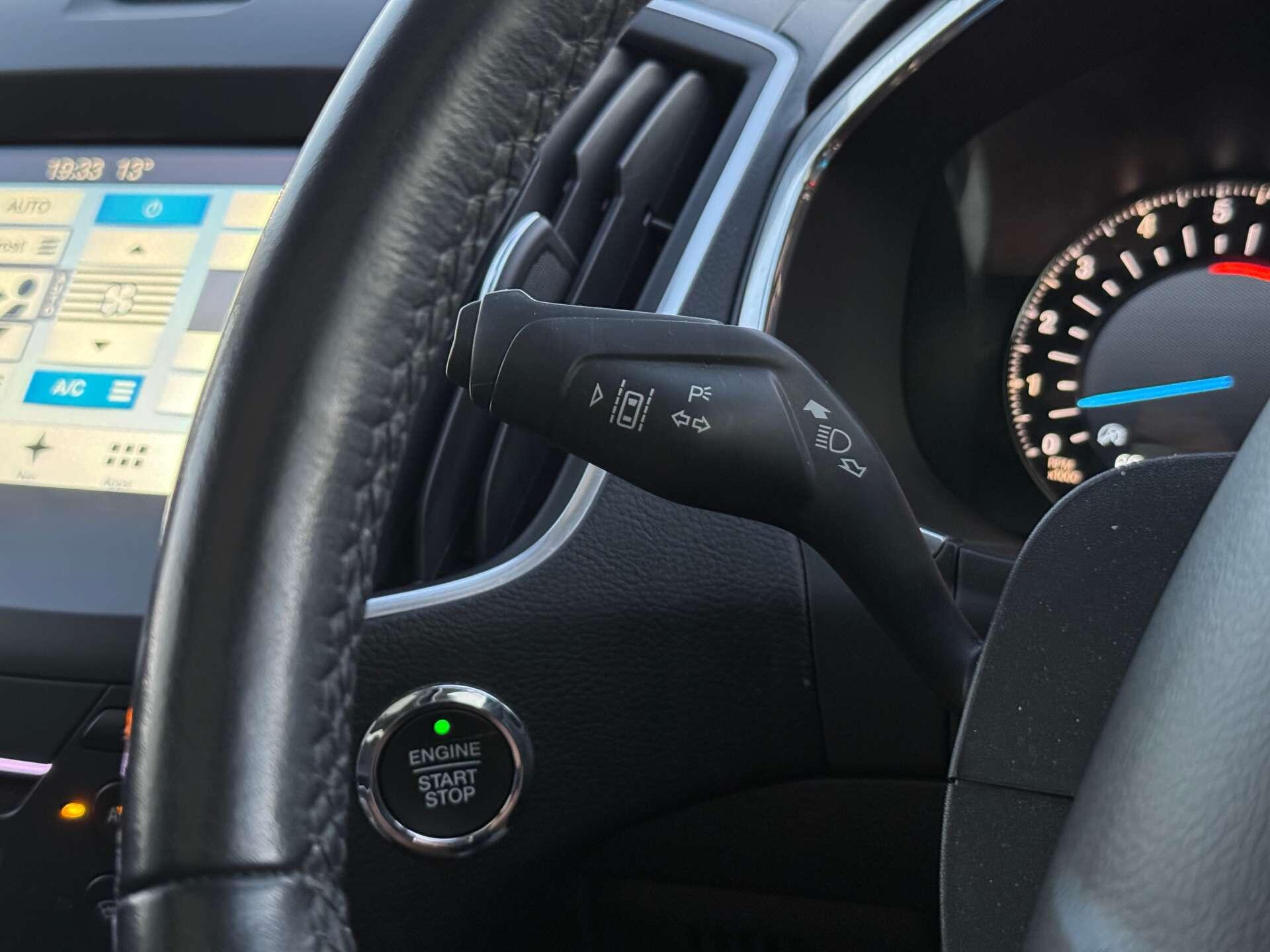 Ford S-Max view 32