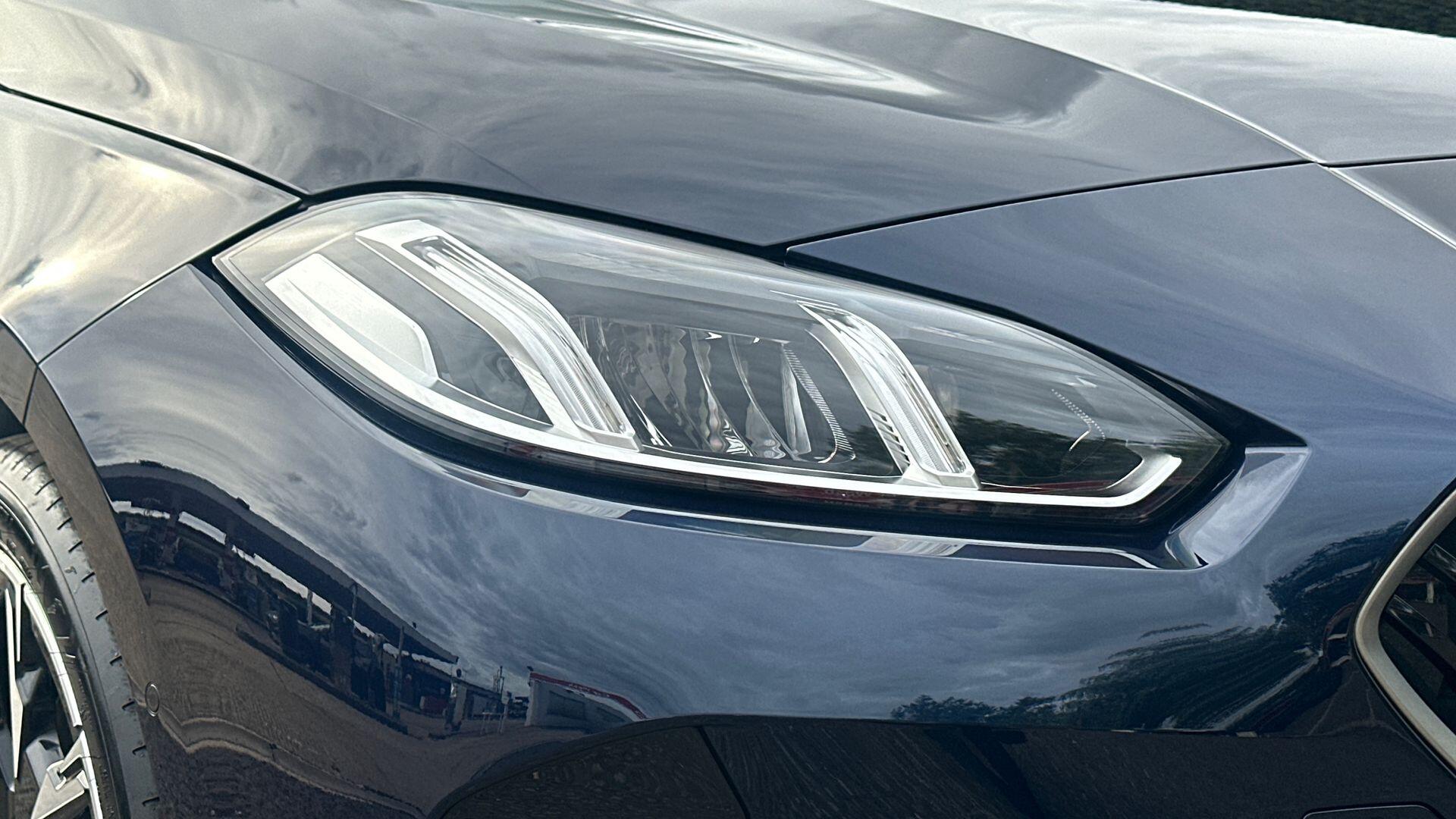 BMW 2 Series view 22