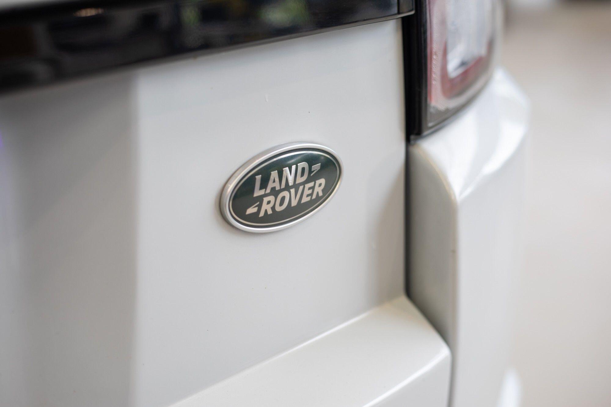 Land Rover Range Rover Evoque view 10