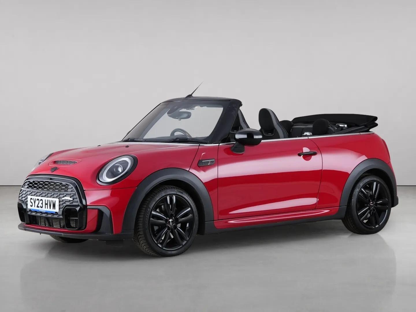 Mini Convertible view 2