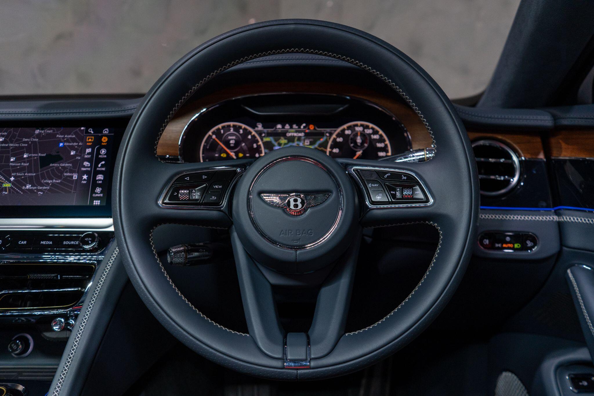 Bentley Flying Spur view 40