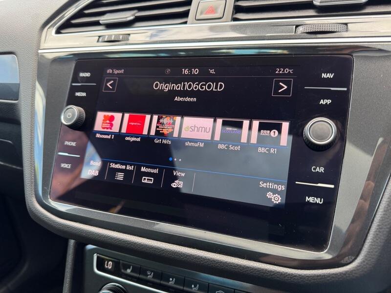 Volkswagen Tiguan view 19