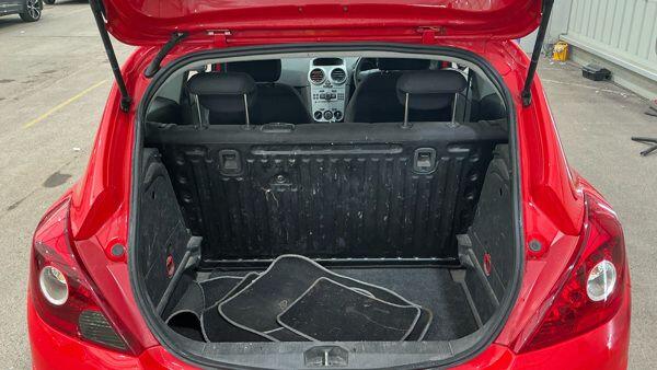 Vauxhall Corsa view 12