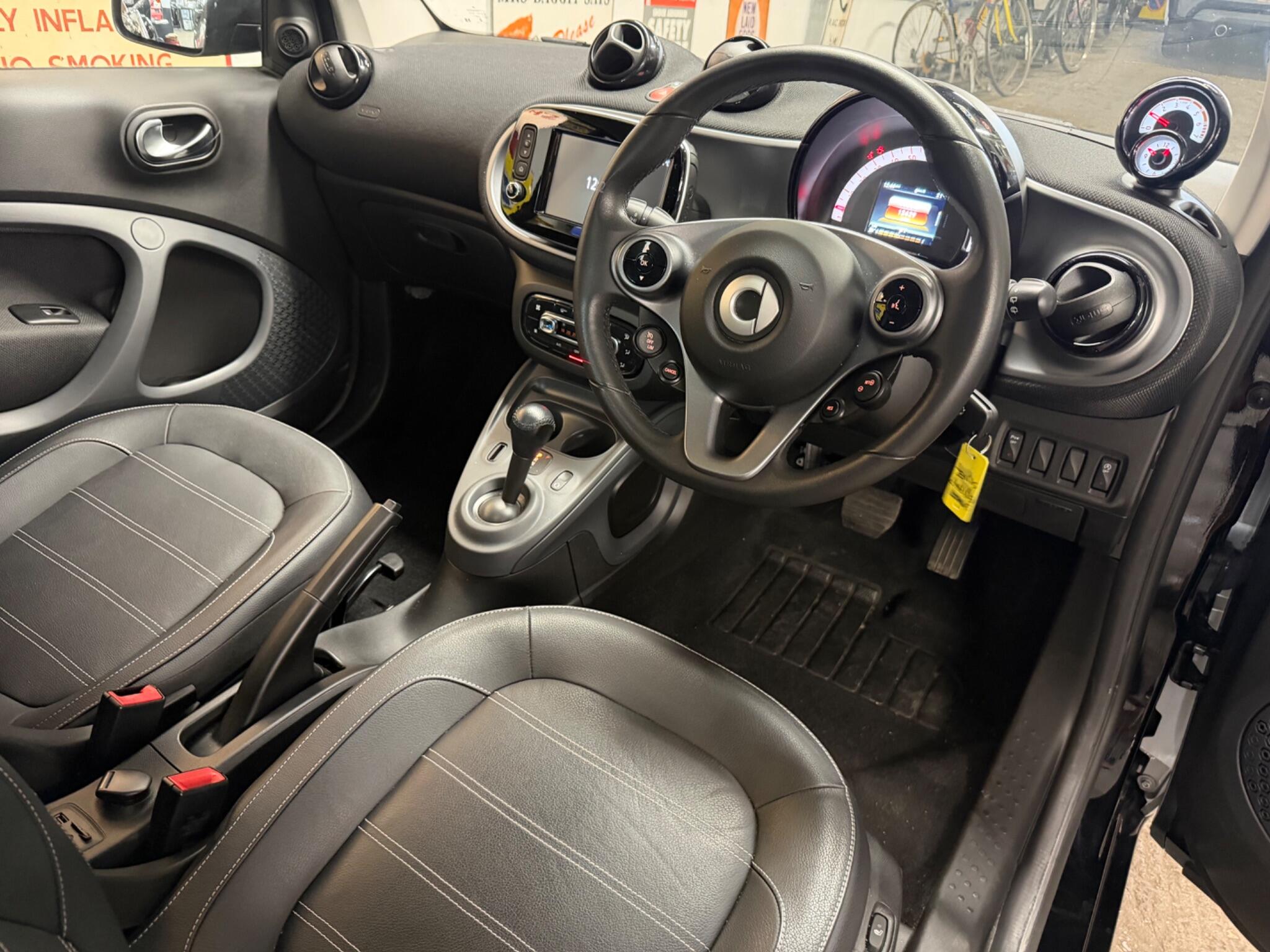 Smart Fortwo view 10