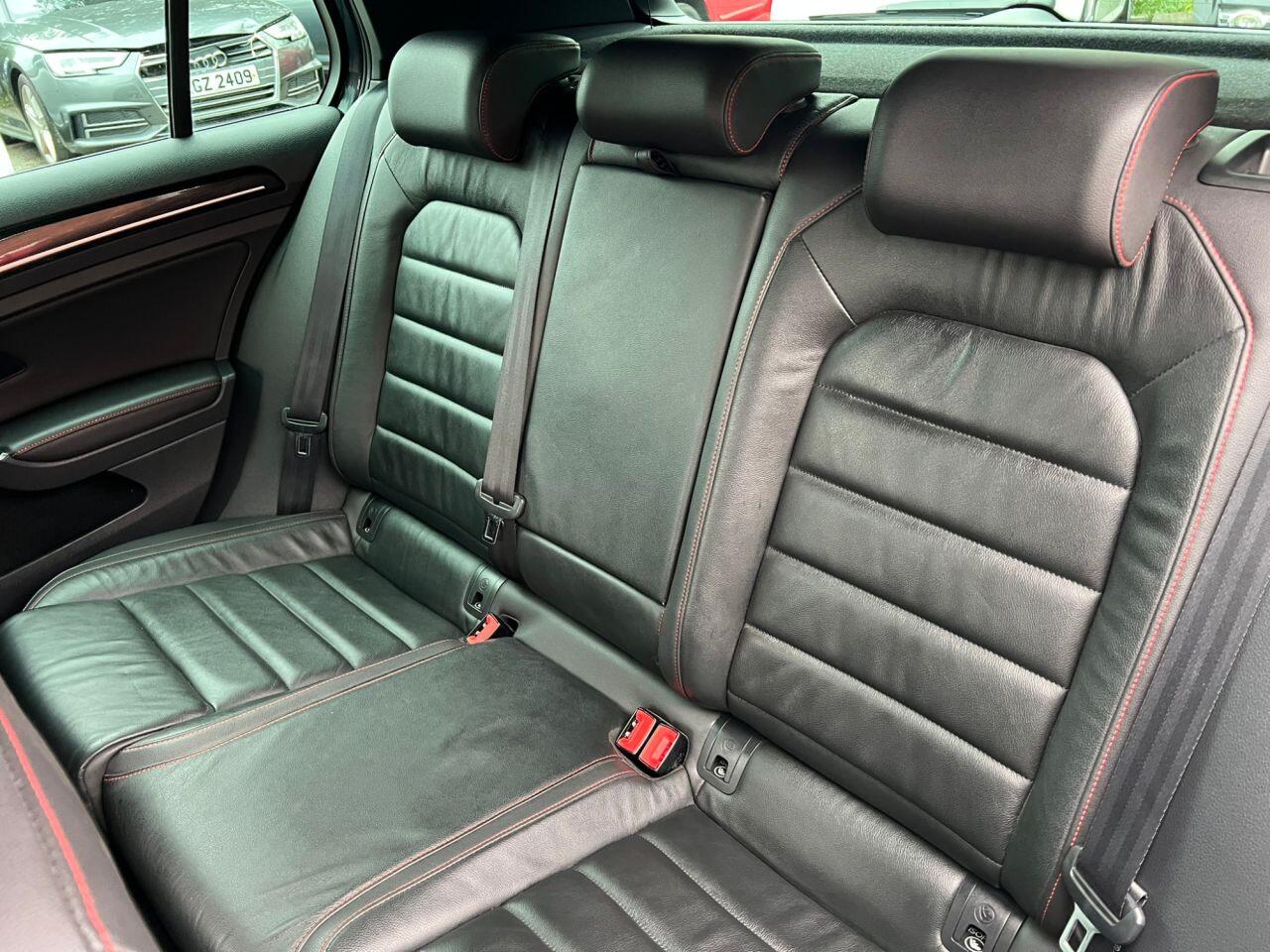 Volkswagen Golf view 23