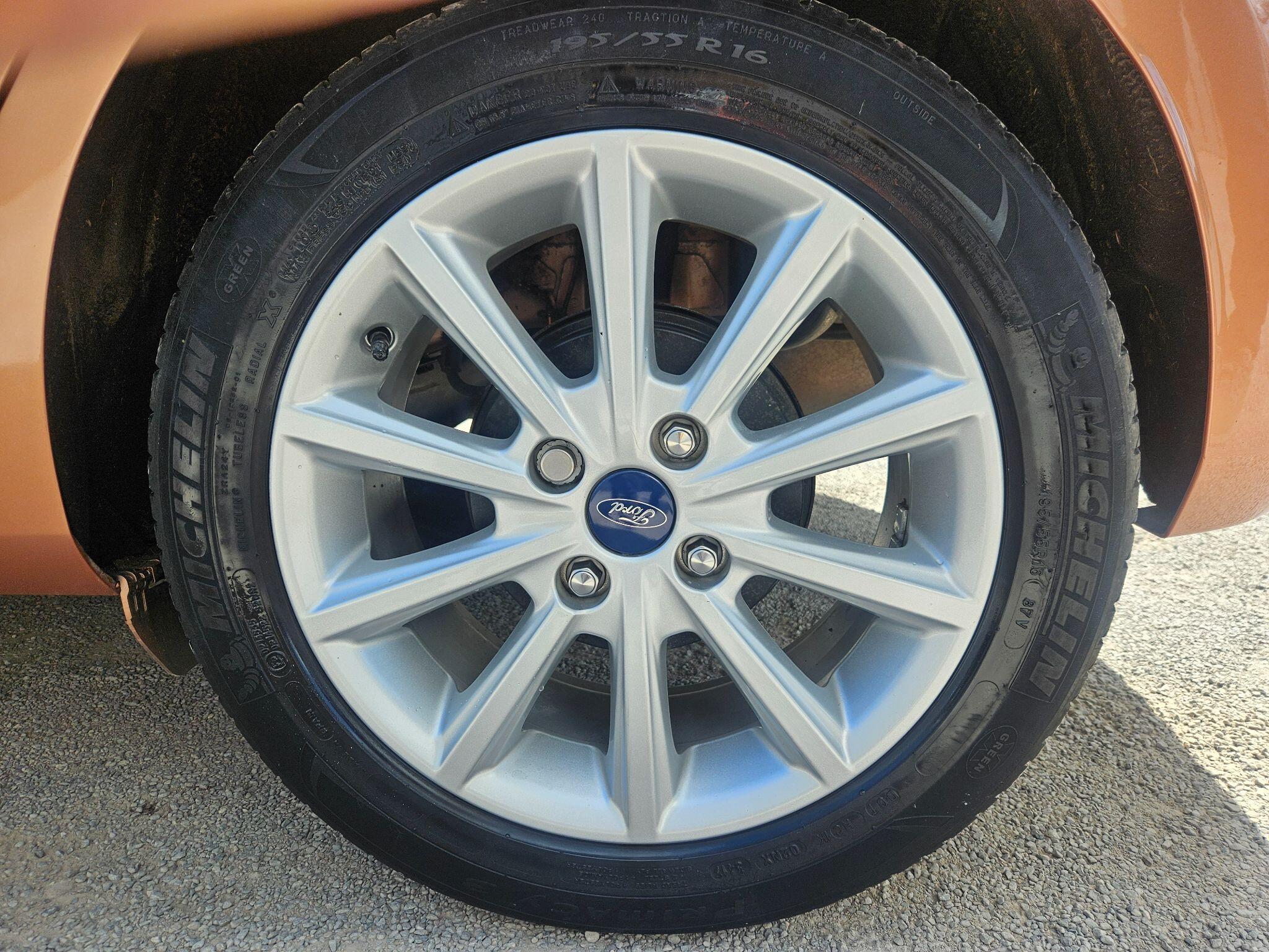 2017 Ford Fiesta image 55