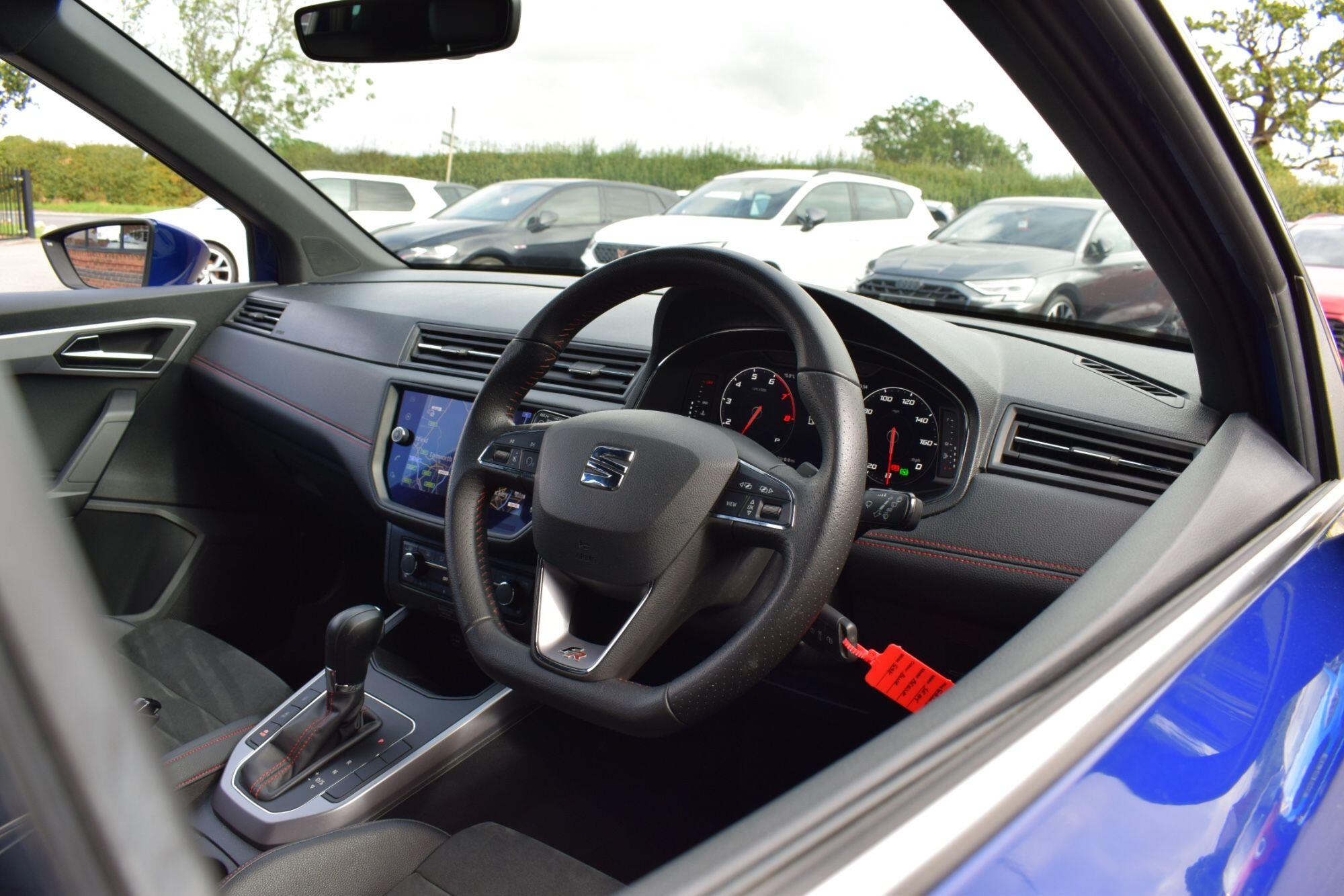 Seat Arona view 12