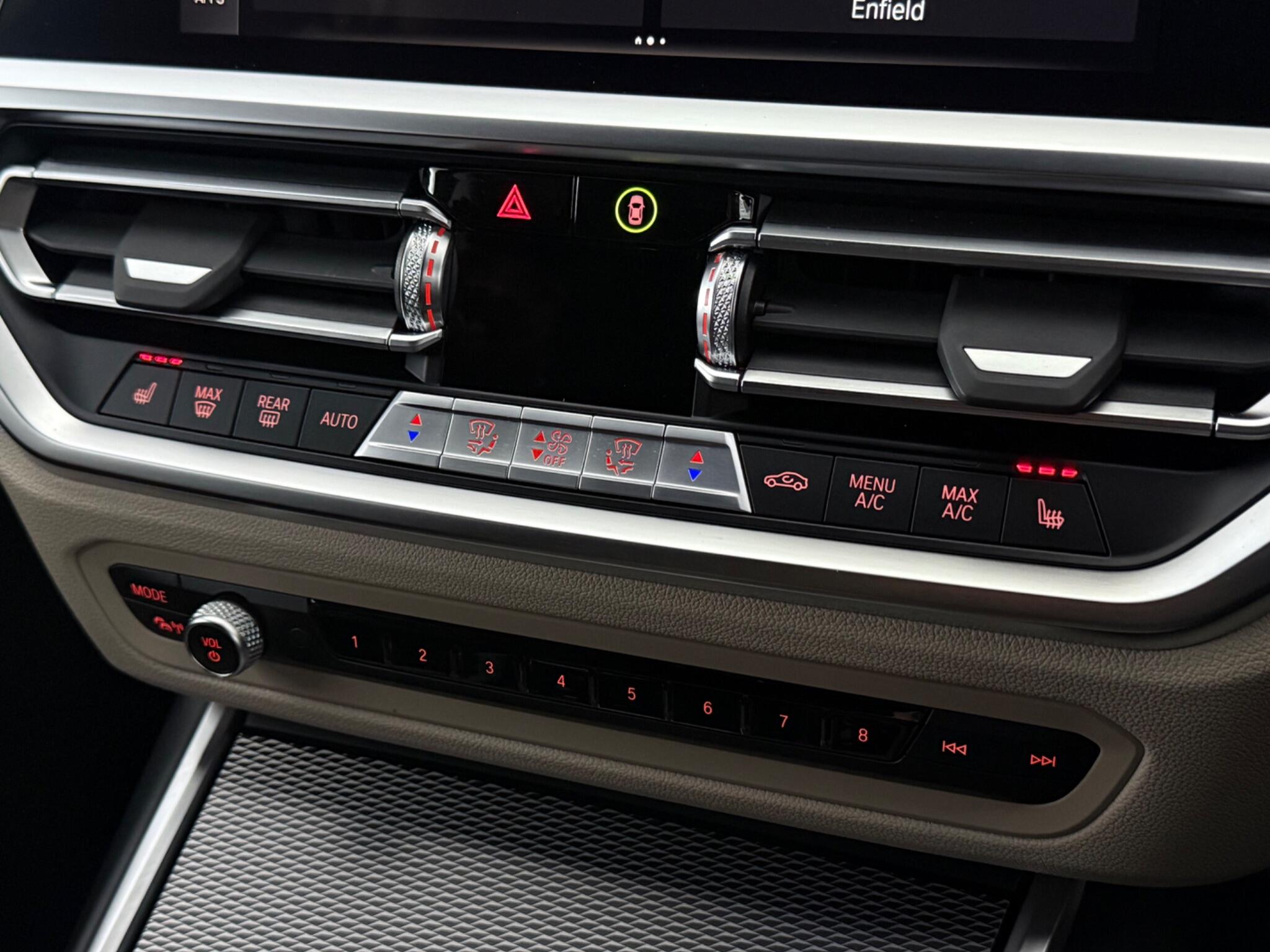 BMW 3 Series view 21