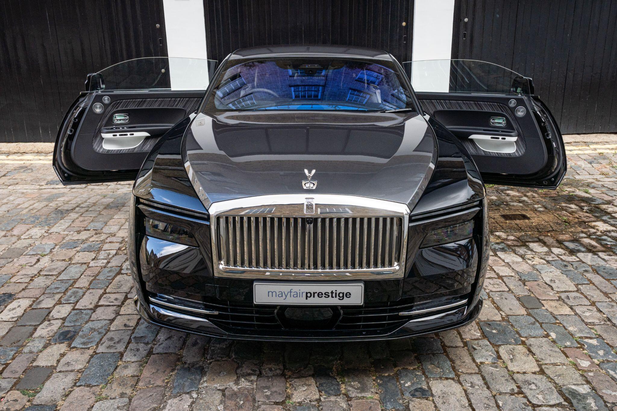 Rolls-Royce Spectre view 10