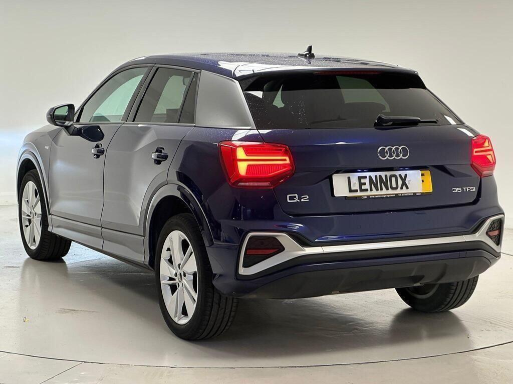 Audi Q2 view 4