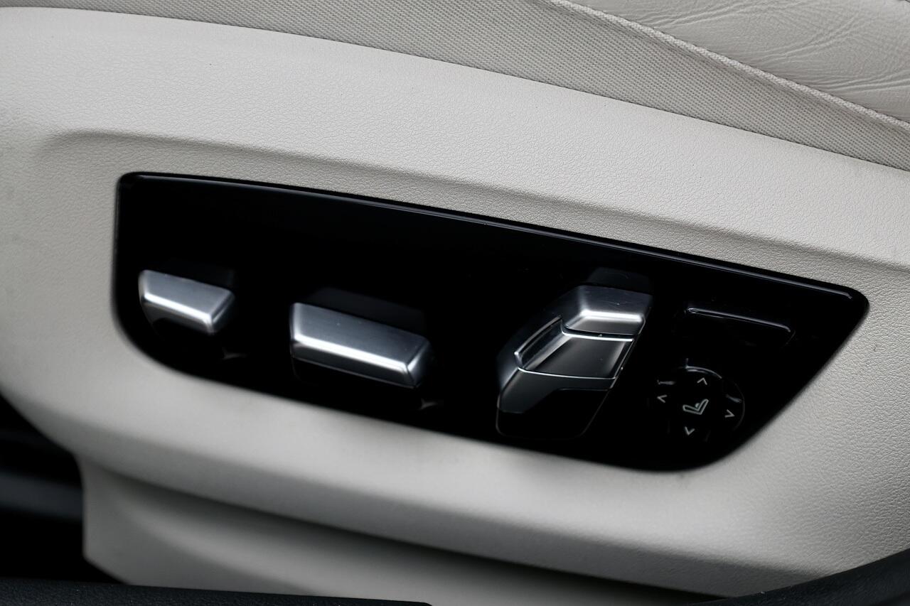 BMW 5 Series view 40