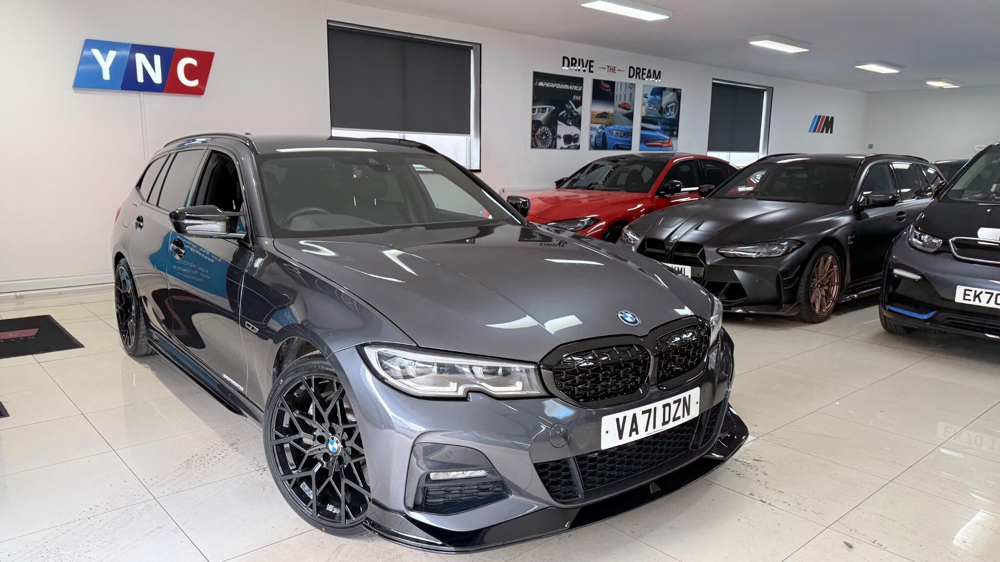 BMW 3 Series view 27