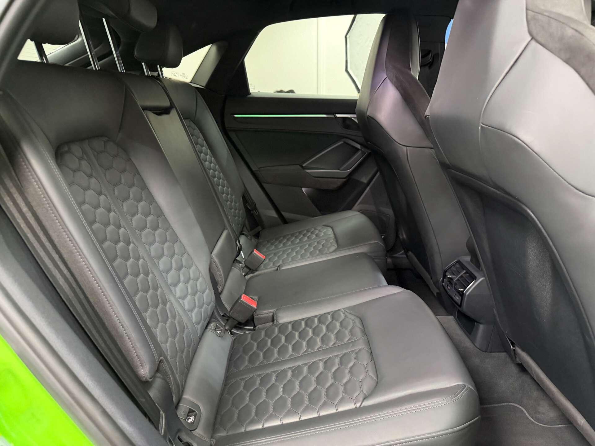 Audi RS Q3 view 34