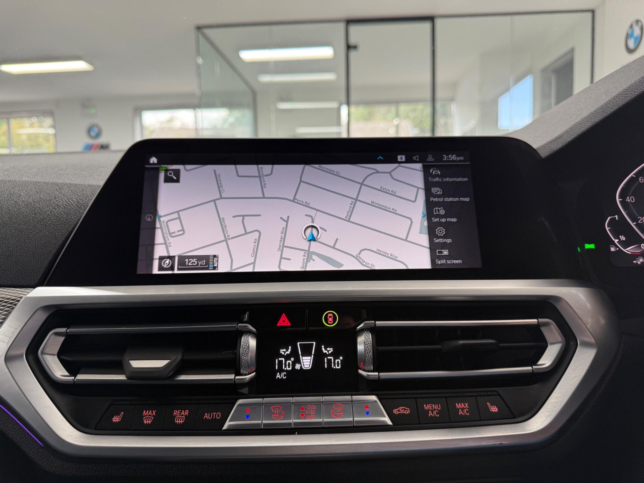 BMW 3 Series view 12