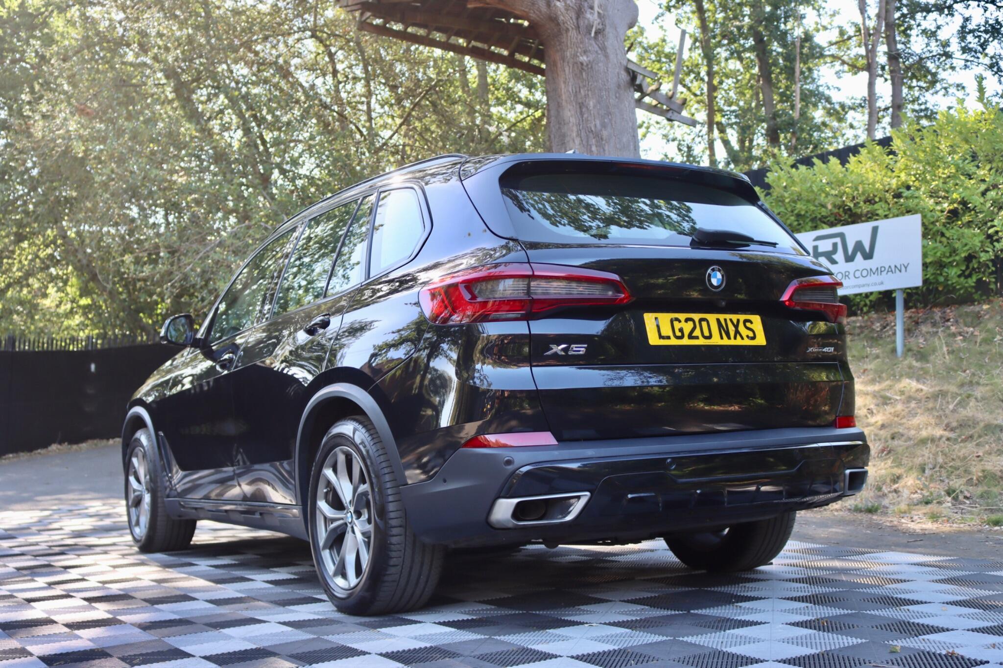 BMW X5 view 34