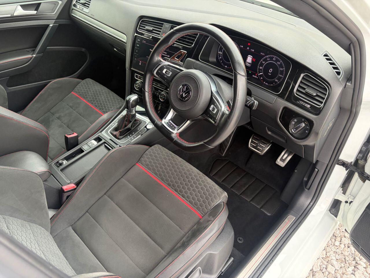 Volkswagen Golf view 18