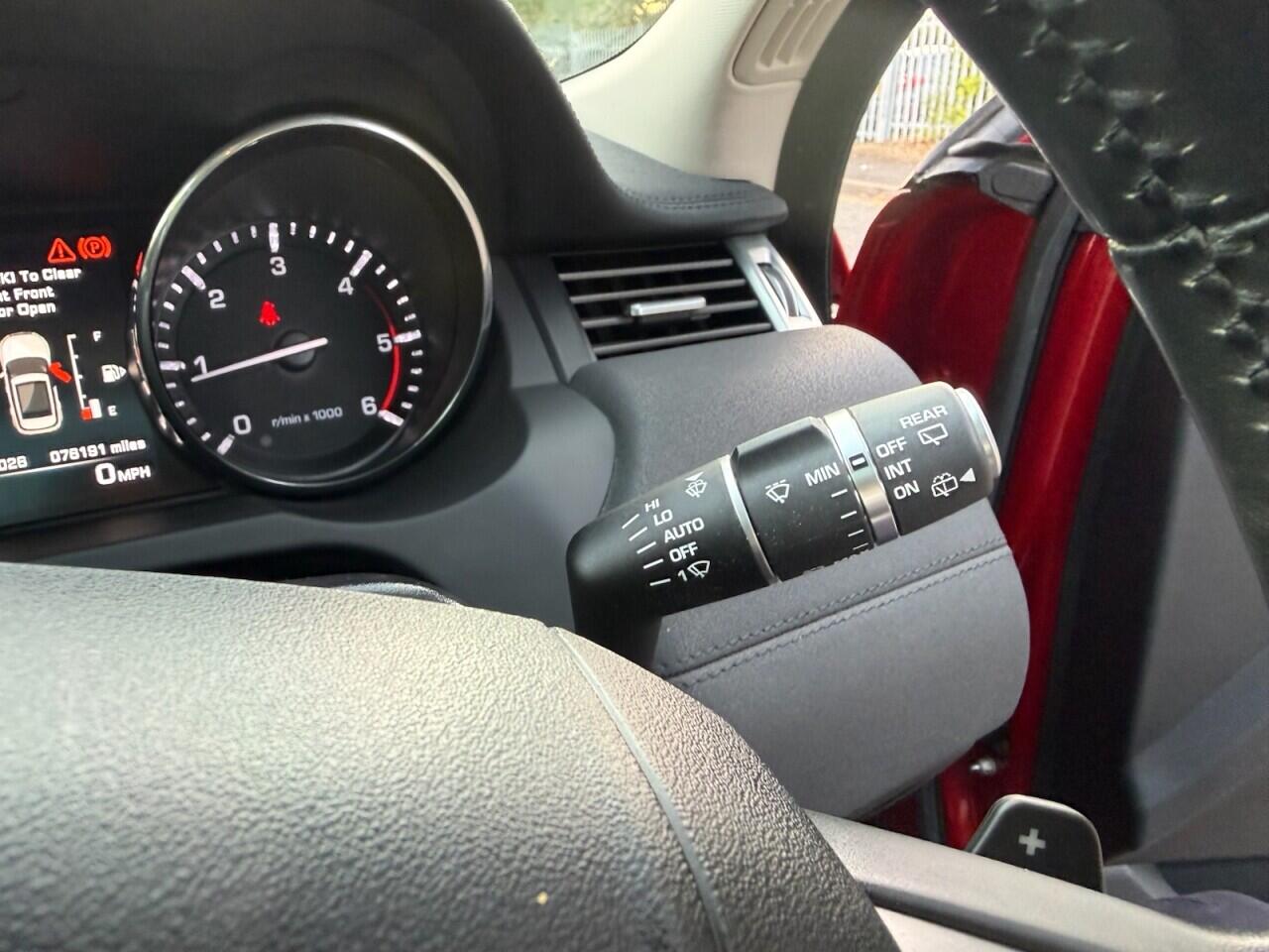 Land Rover Range Rover Evoque view 24