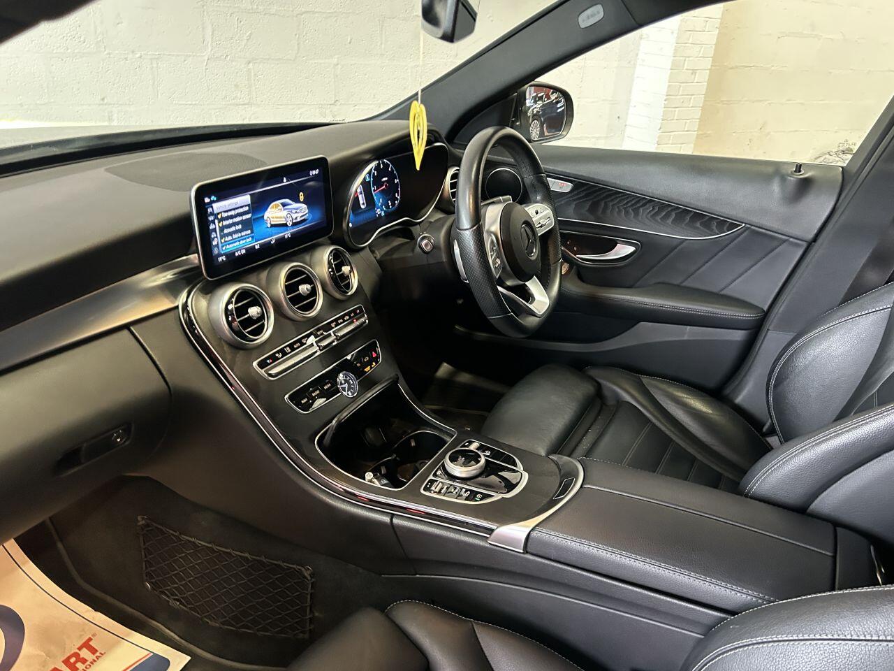 Mercedes-Benz C Class view 52