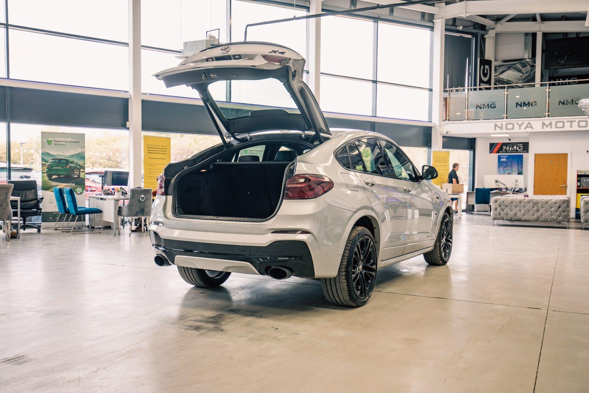 BMW X4 view 32