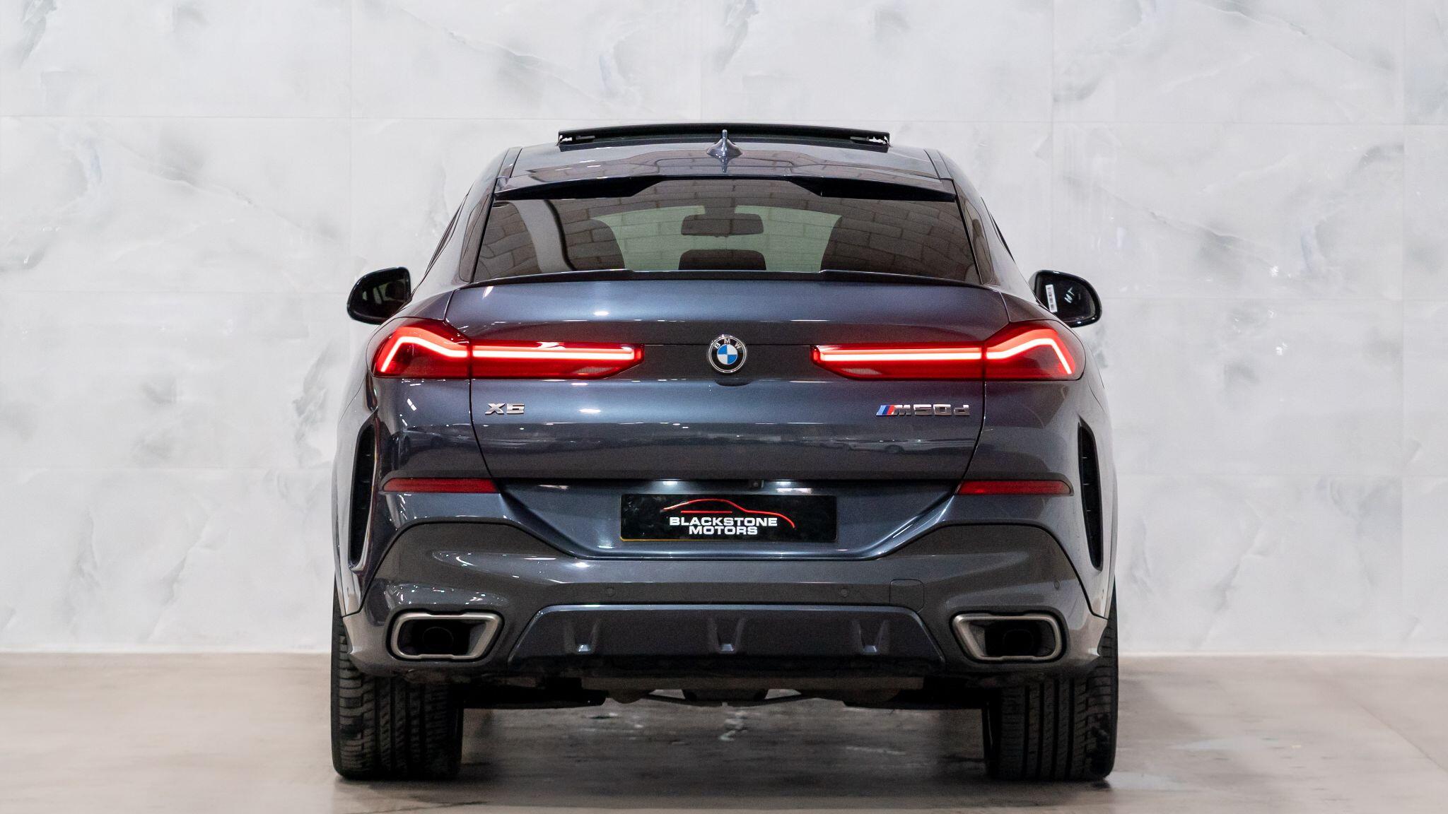 BMW X6 view 6