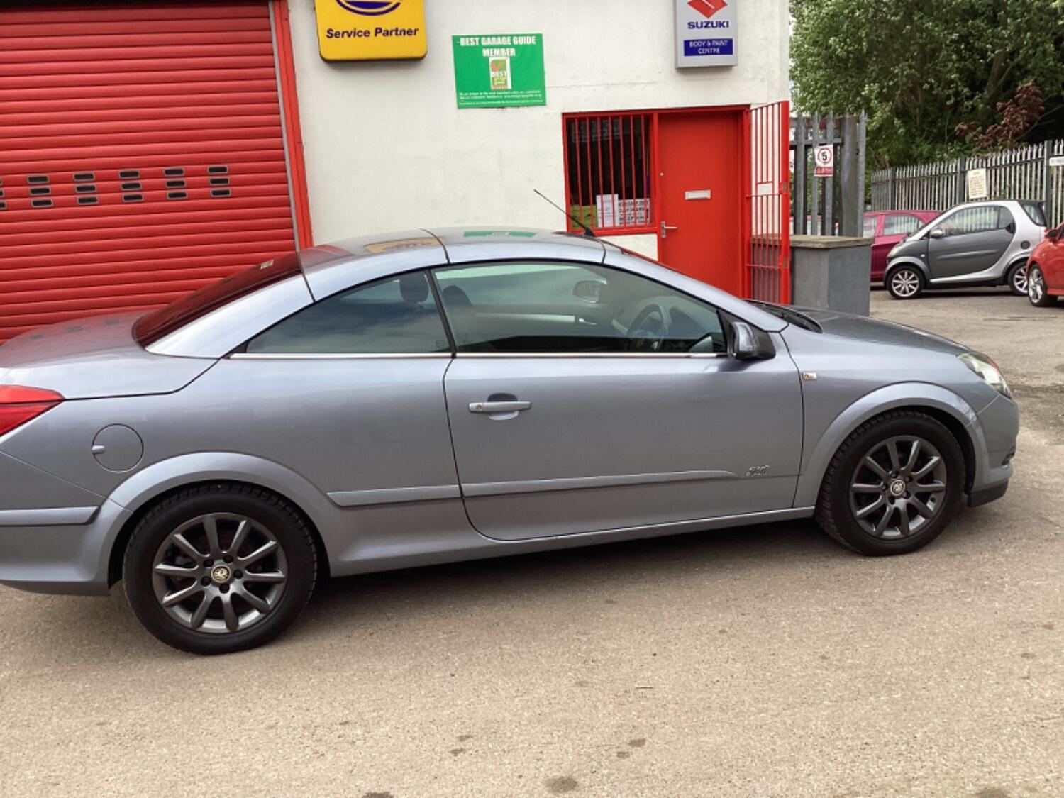 Vauxhall Astra view 12