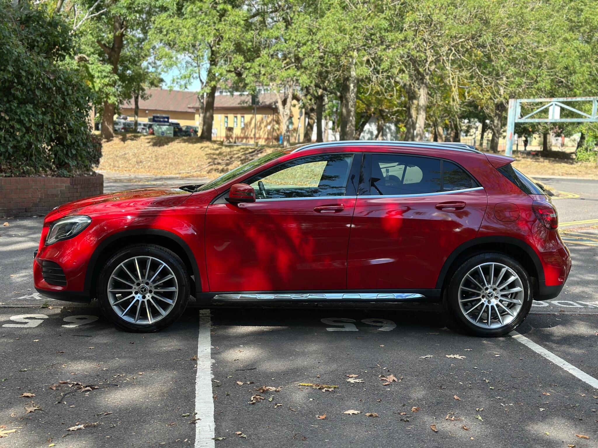 Mercedes-Benz Gla view 7