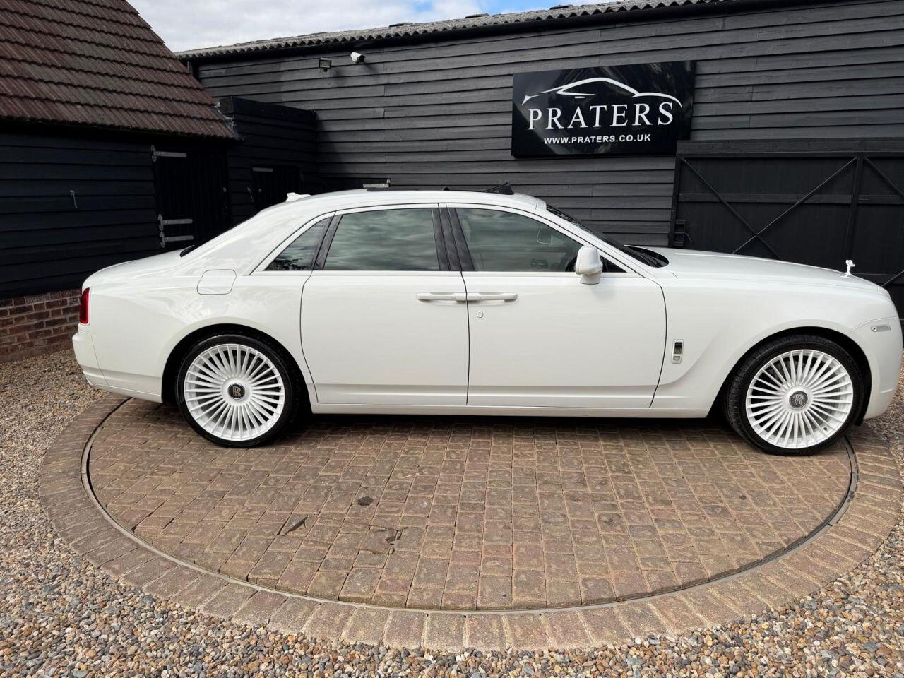 Rolls-Royce Ghost view 79