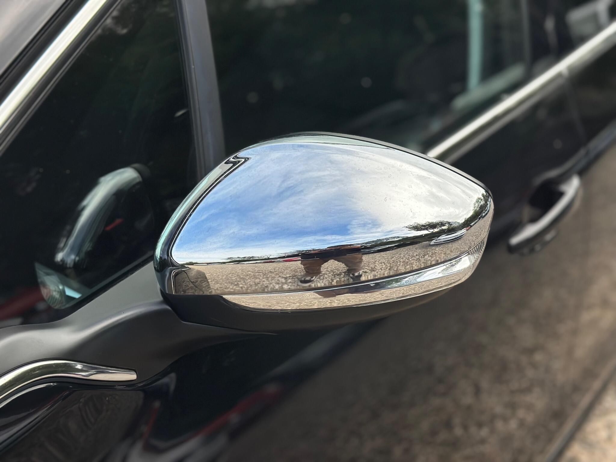 Peugeot 208 view 21
