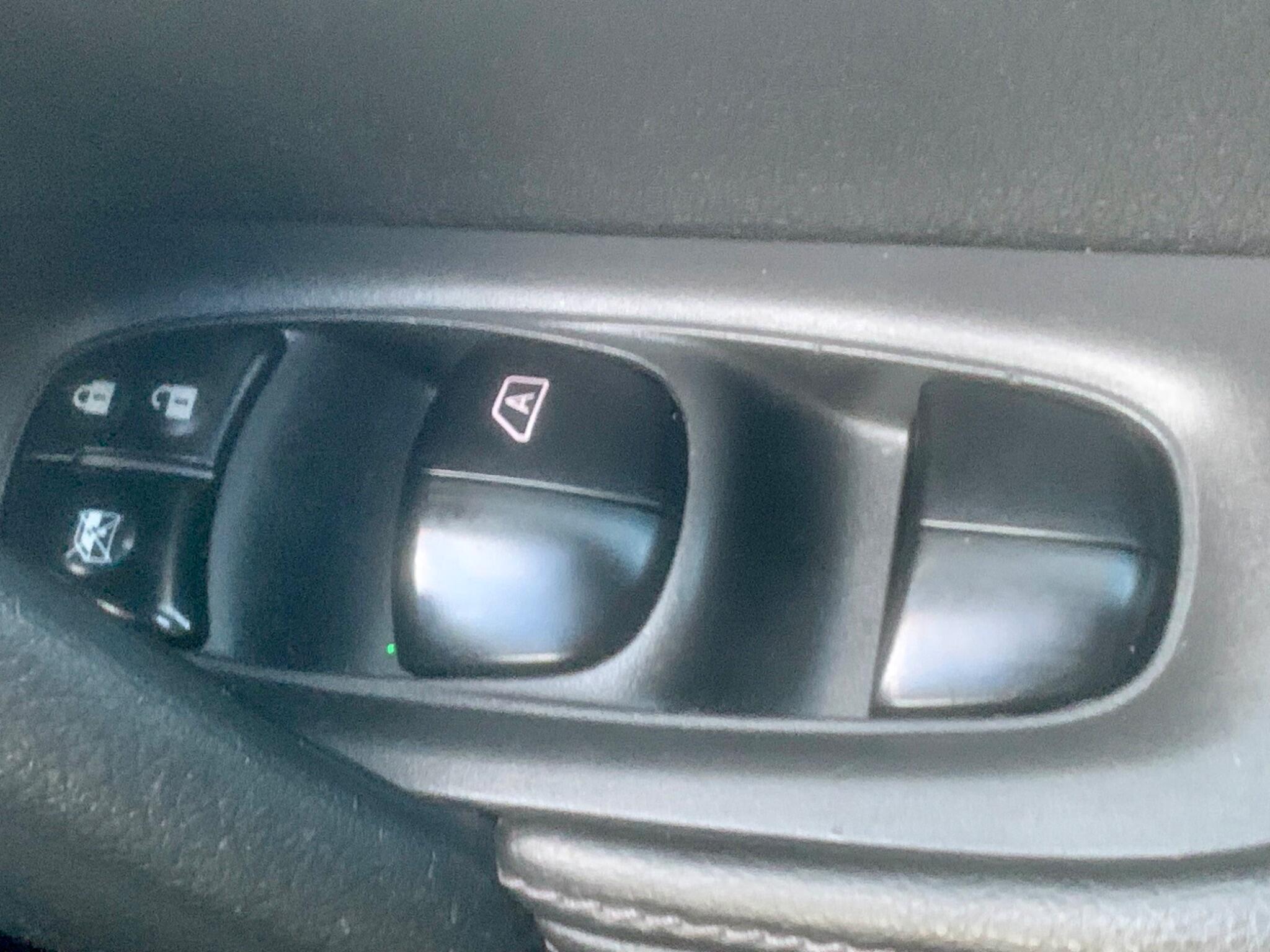 Nissan X-Trail view 59