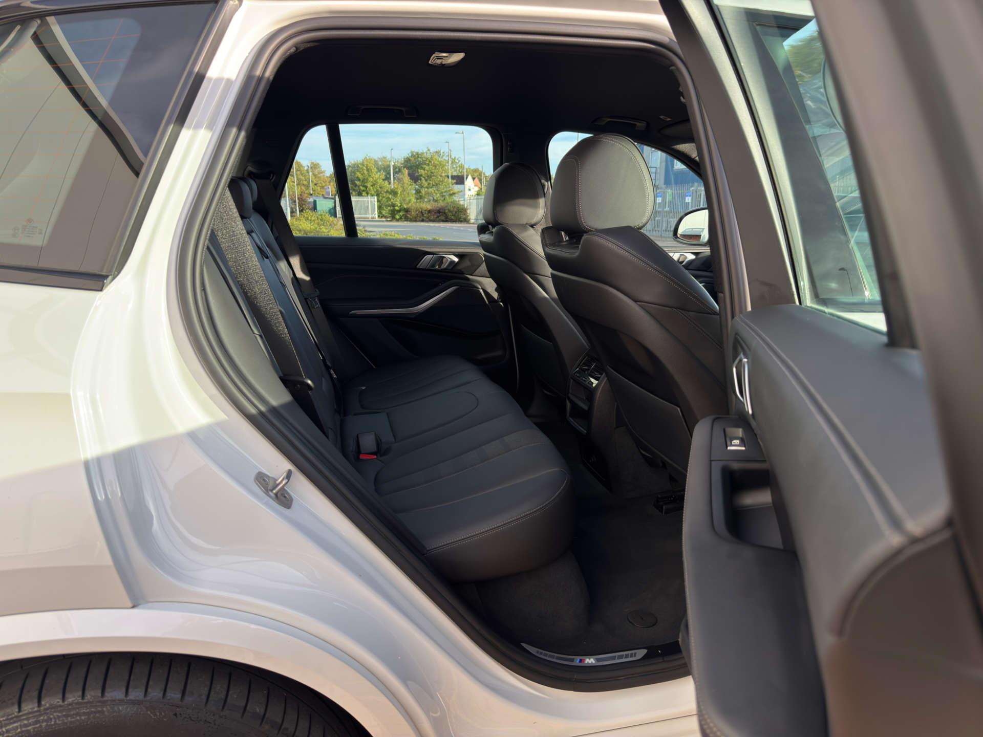 BMW X5 view 29