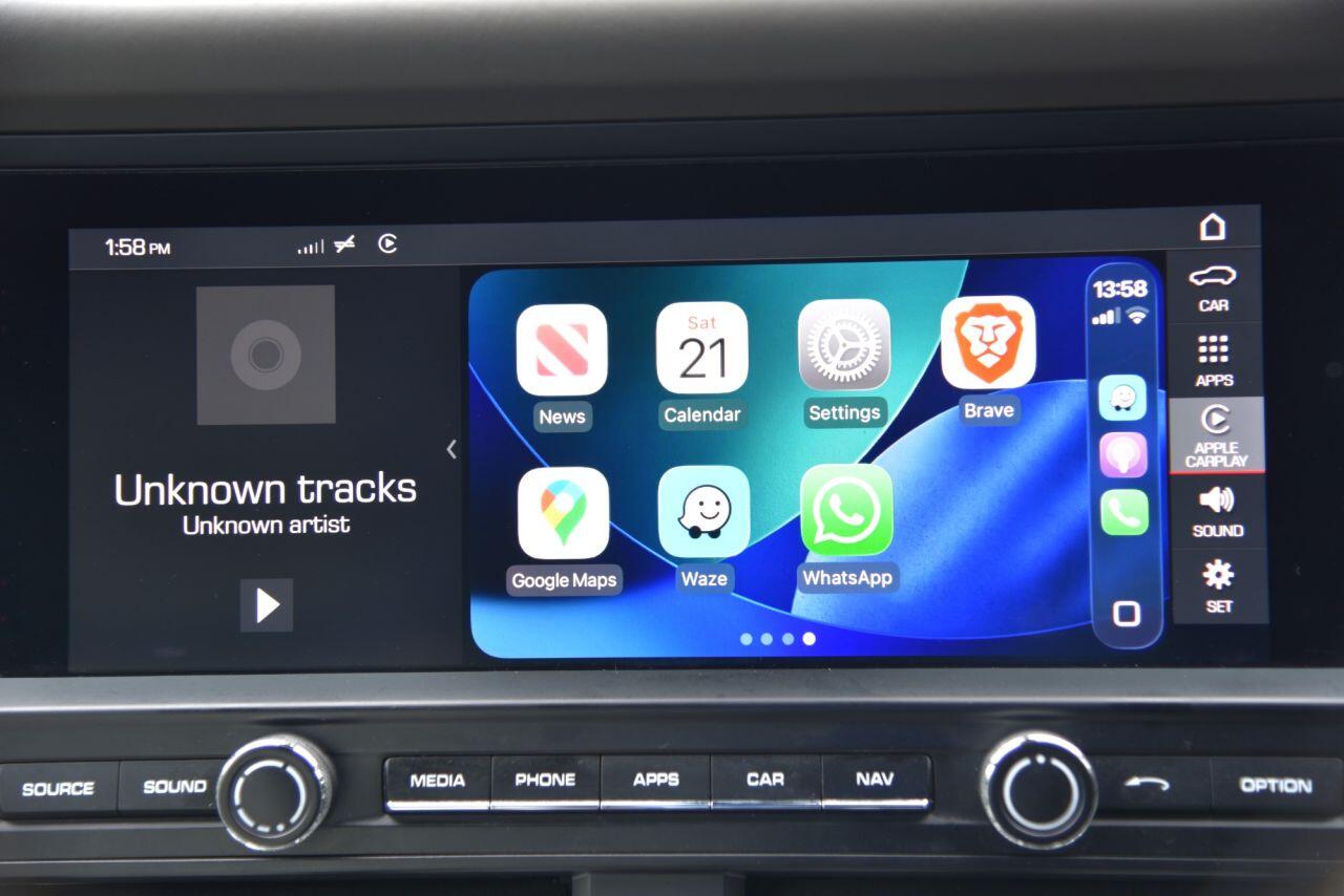 Porsche Macan view 48