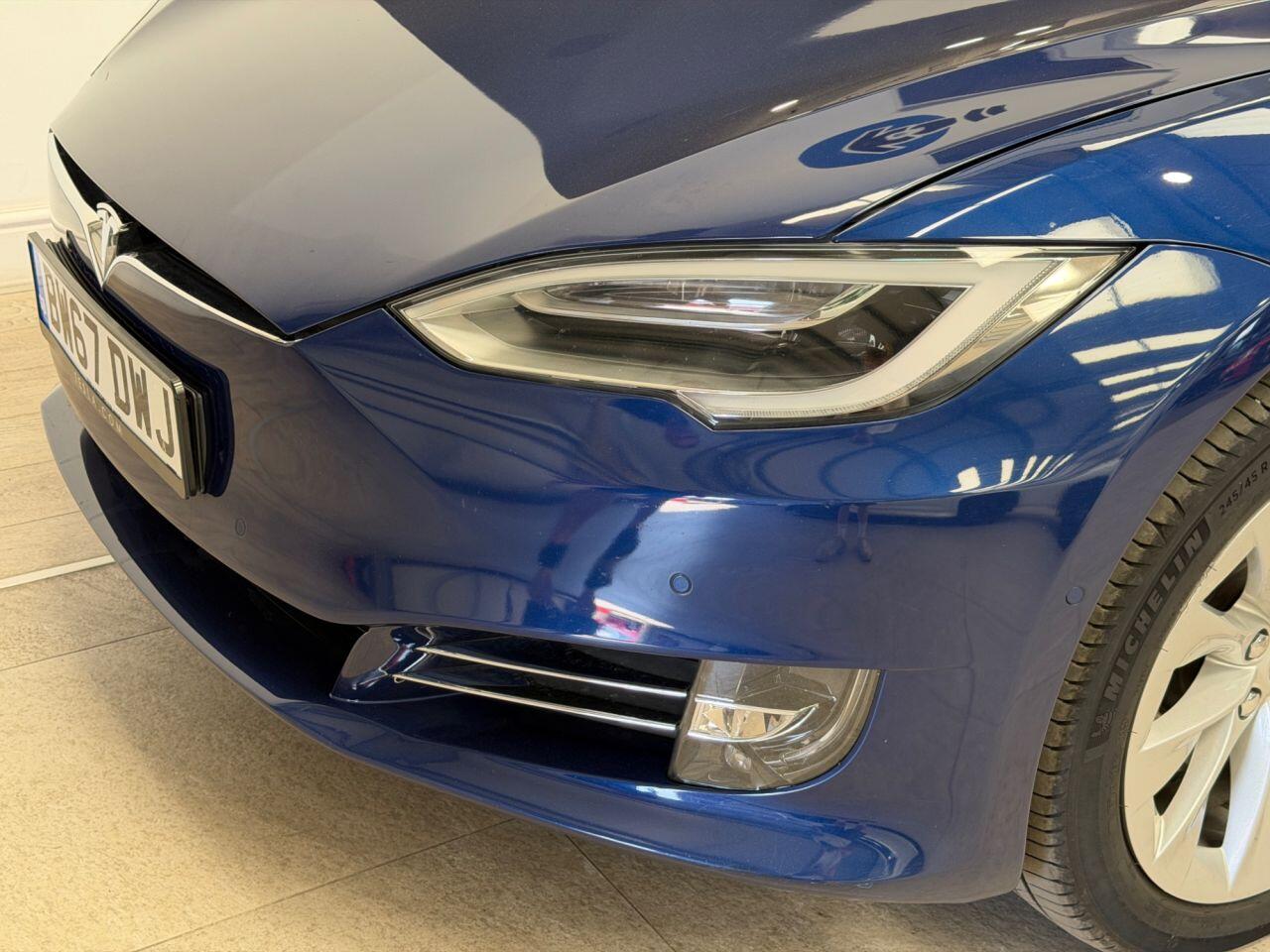 Tesla Model S view 27