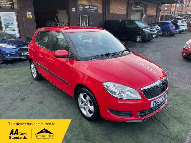 2010 Skoda Fabia image 1