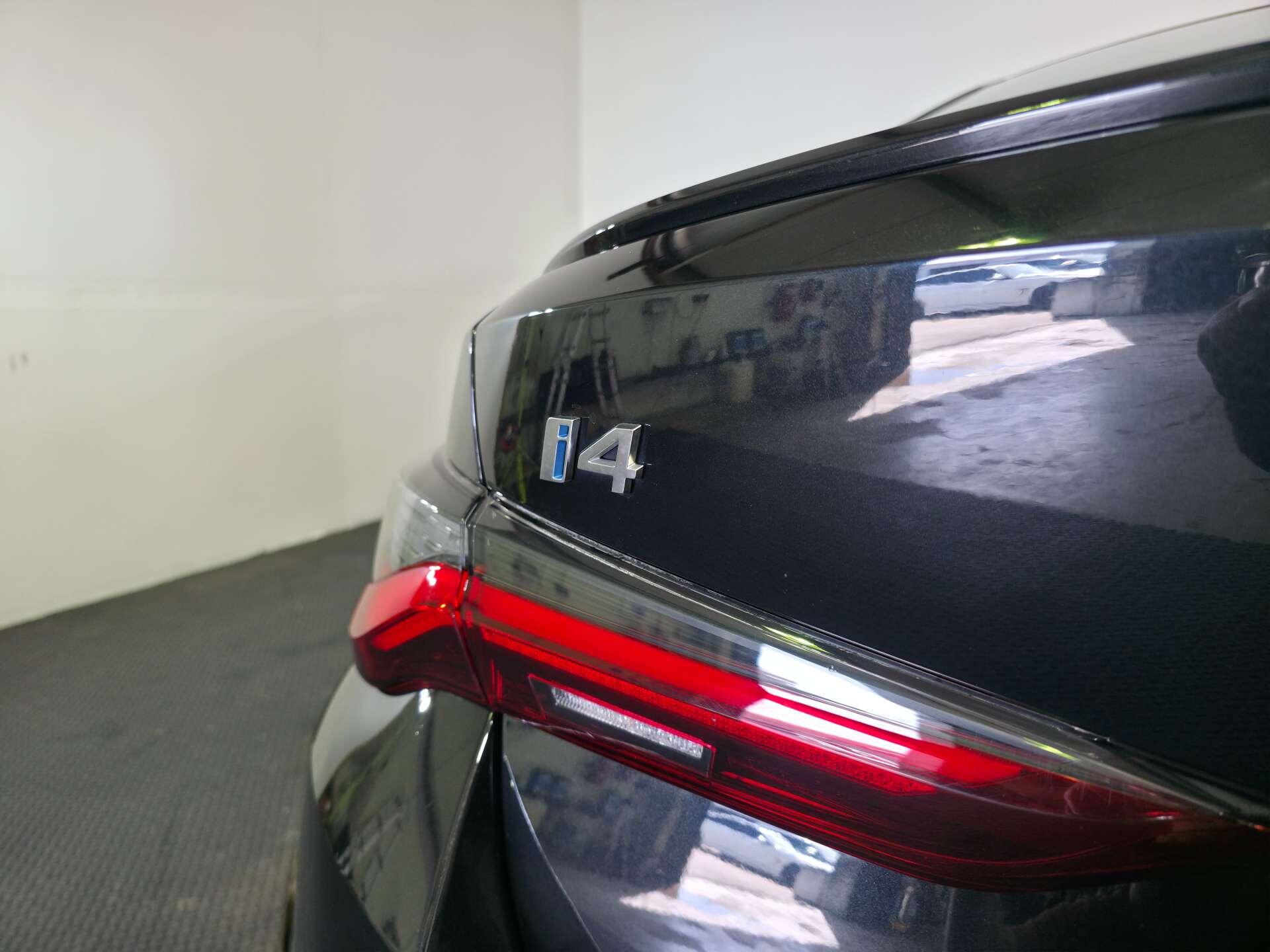 BMW I4 view 17