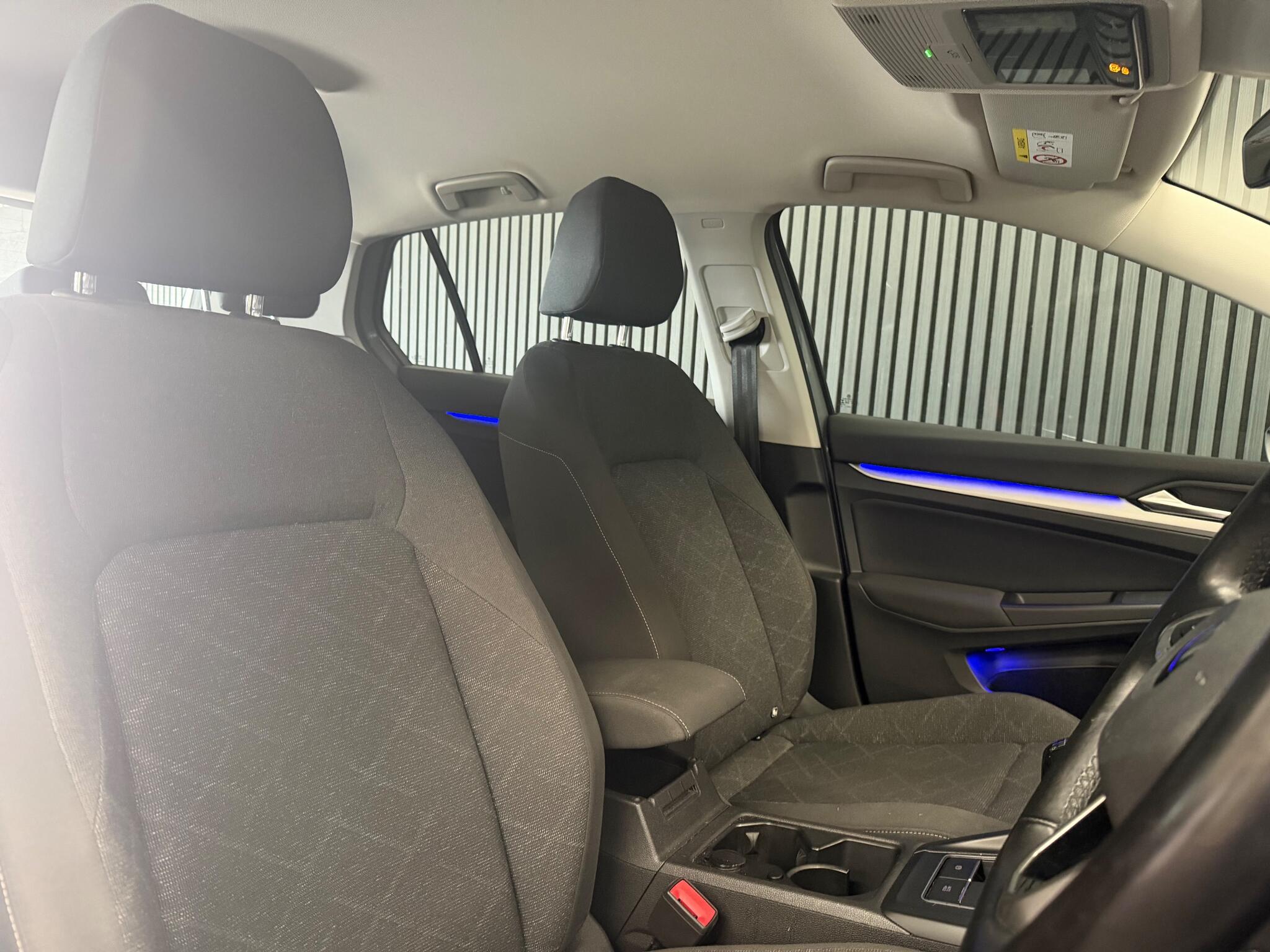Volkswagen Golf view 46