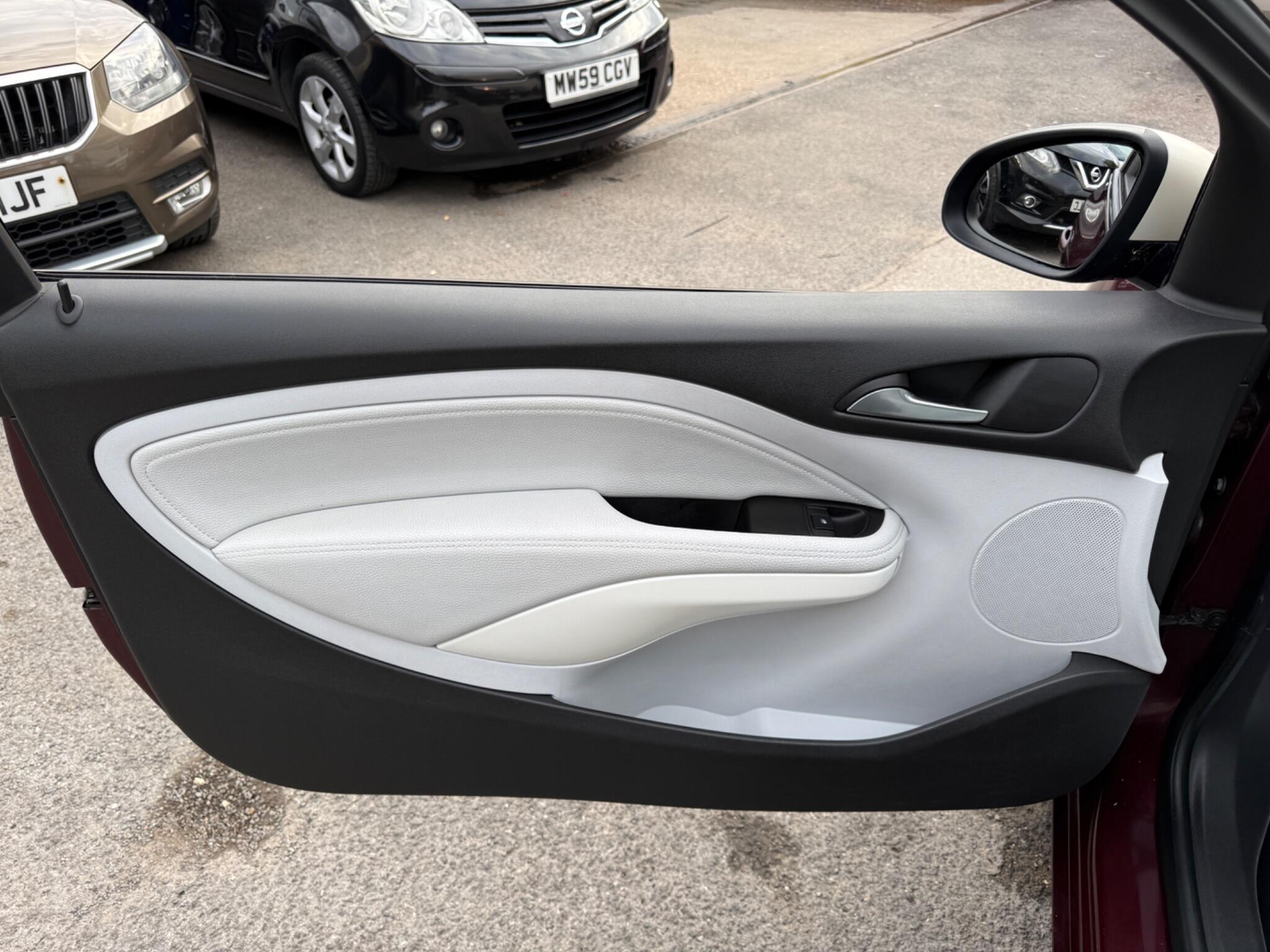 Vauxhall ADAM - Image 48