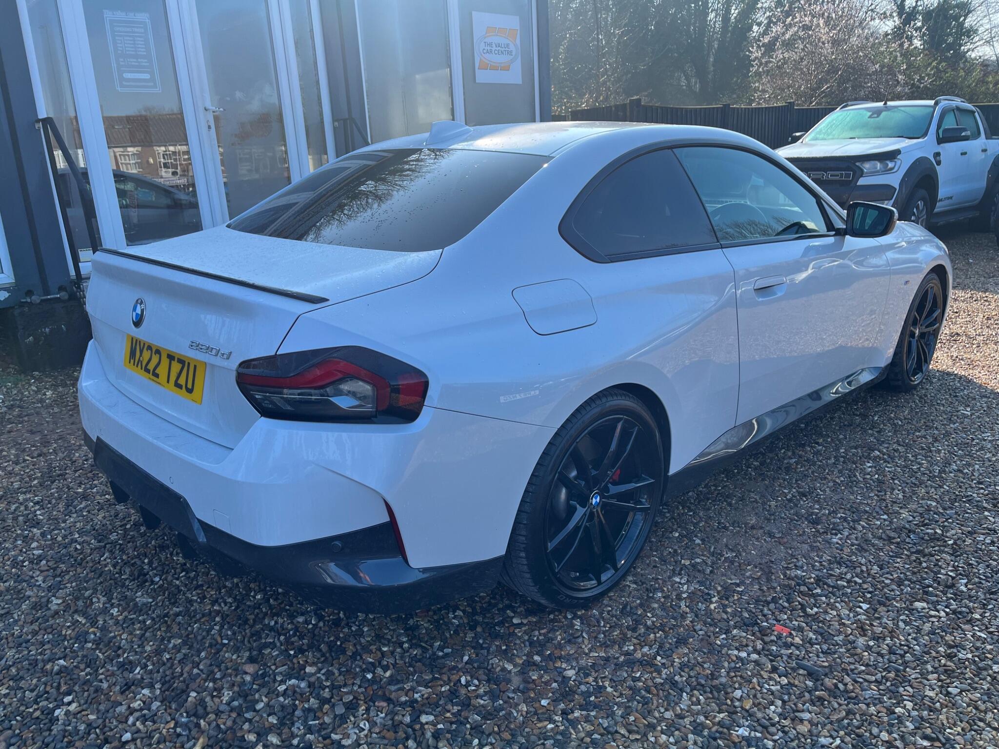 BMW 2 Series view 4