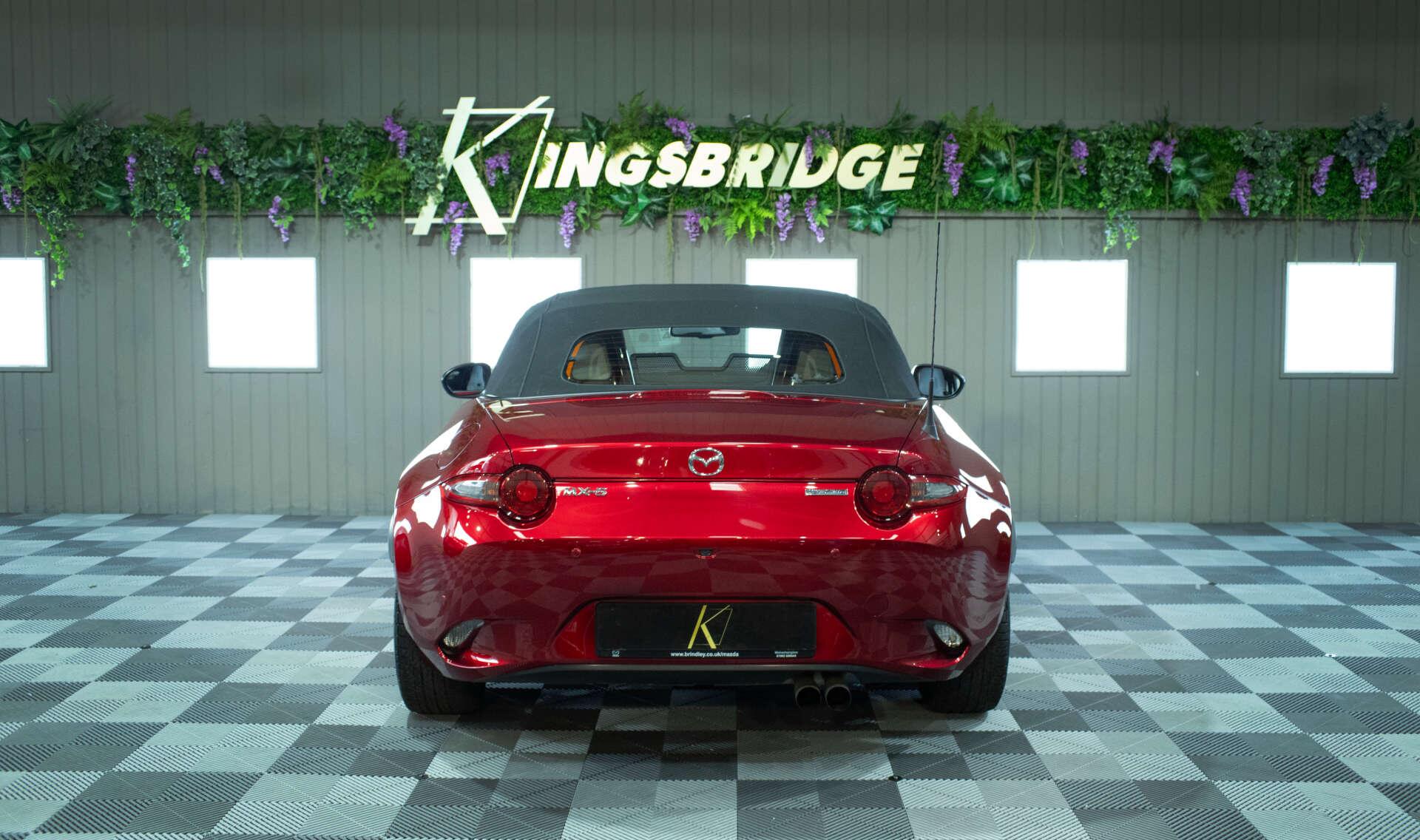 Mazda MX-5 view 7
