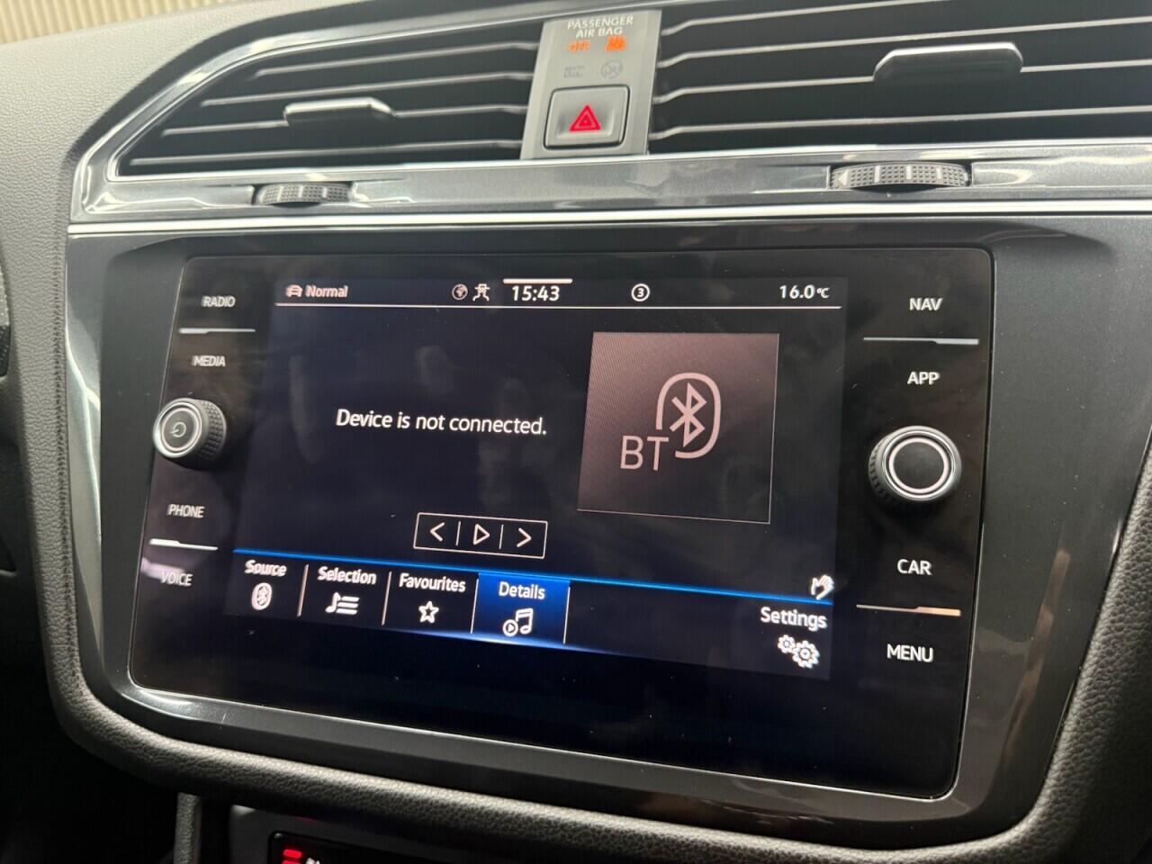 Volkswagen Tiguan Allspace view 19