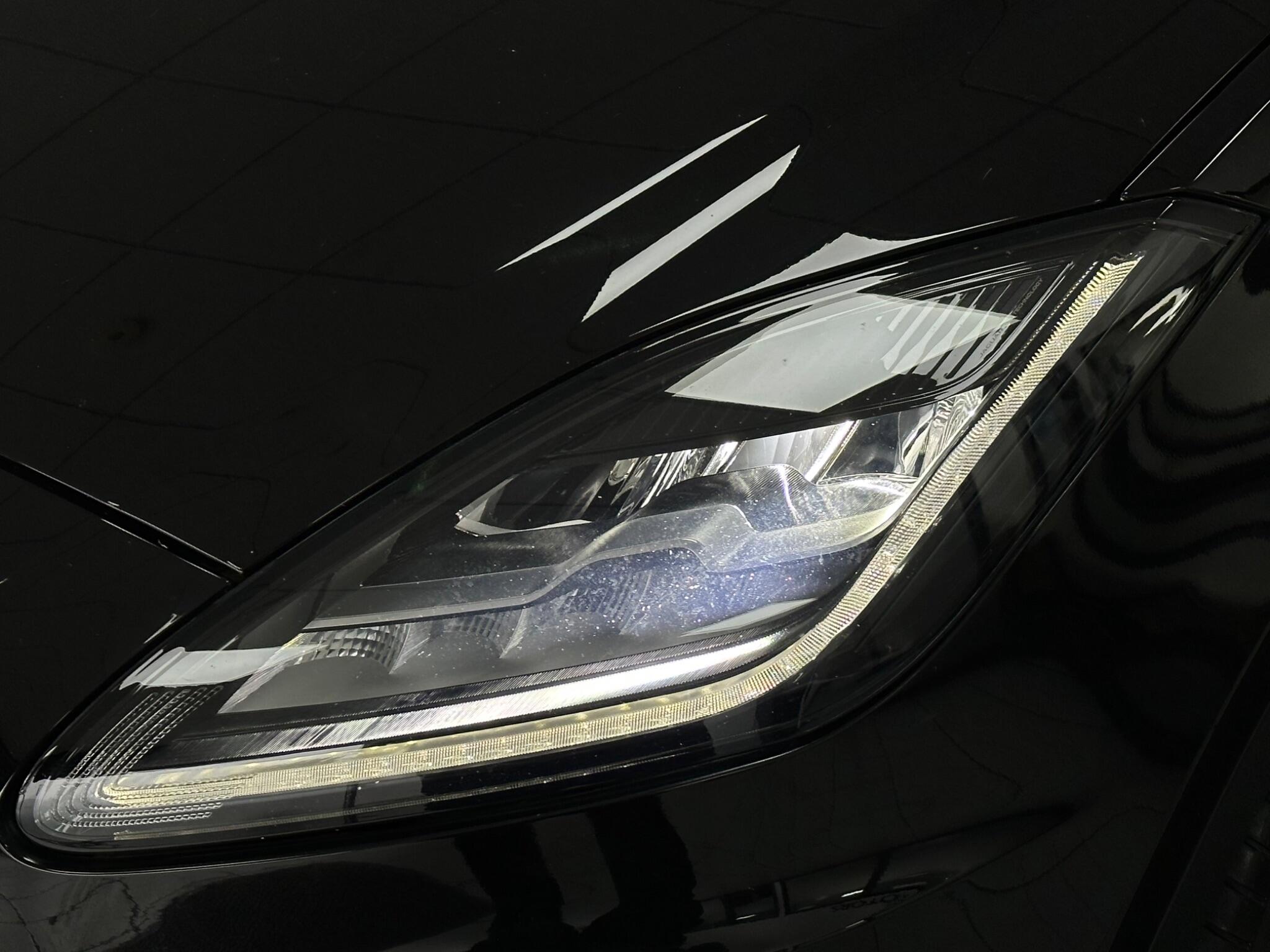 Jaguar E-Pace view 41