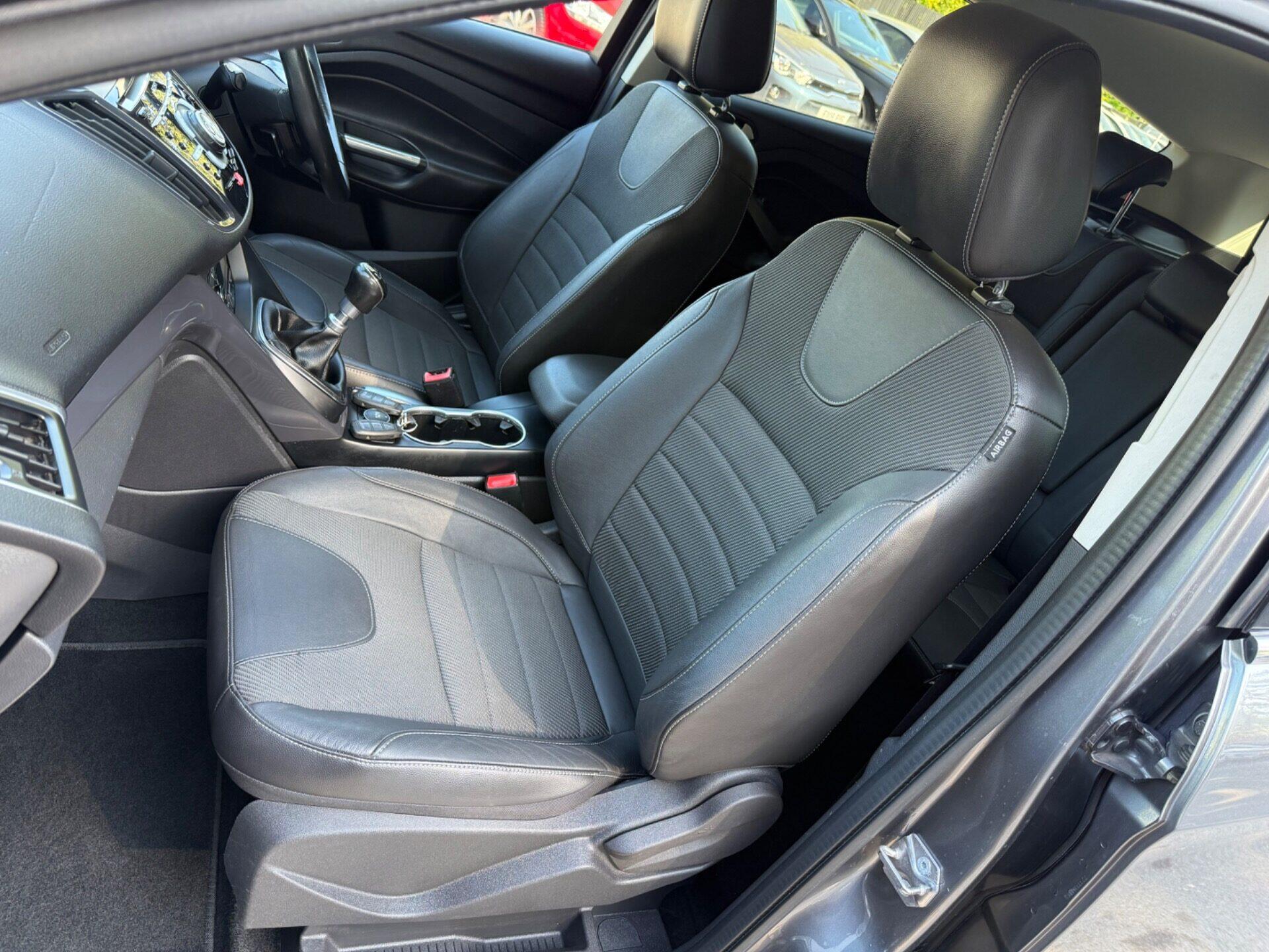 Ford Kuga view 19