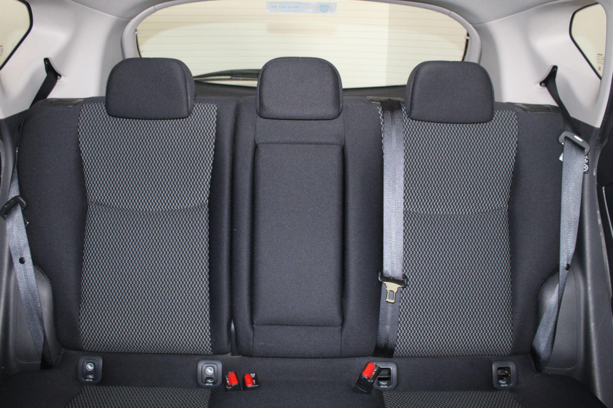 Nissan Pulsar view 46
