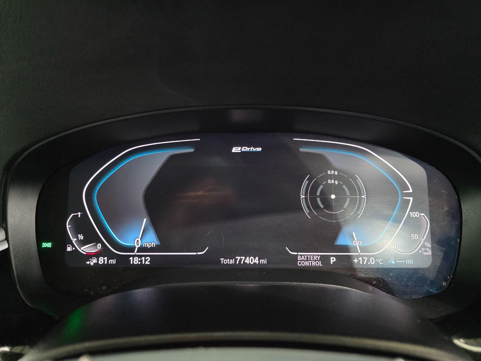 BMW 5 Series view 14