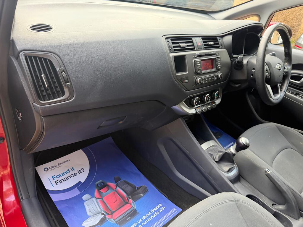 Kia Rio view 3