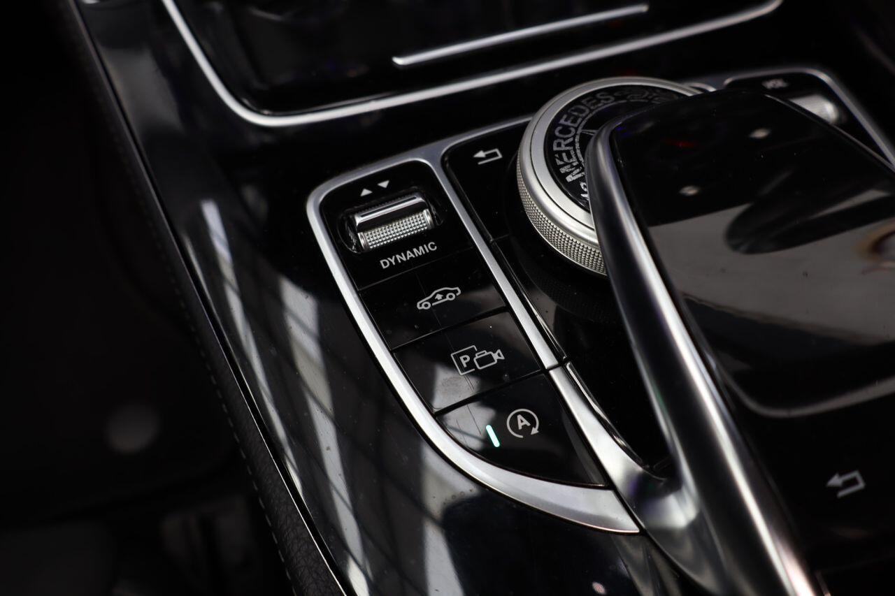 Mercedes-Benz E-Class view 21