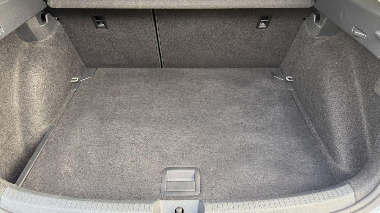 Volkswagen Taigo view 31