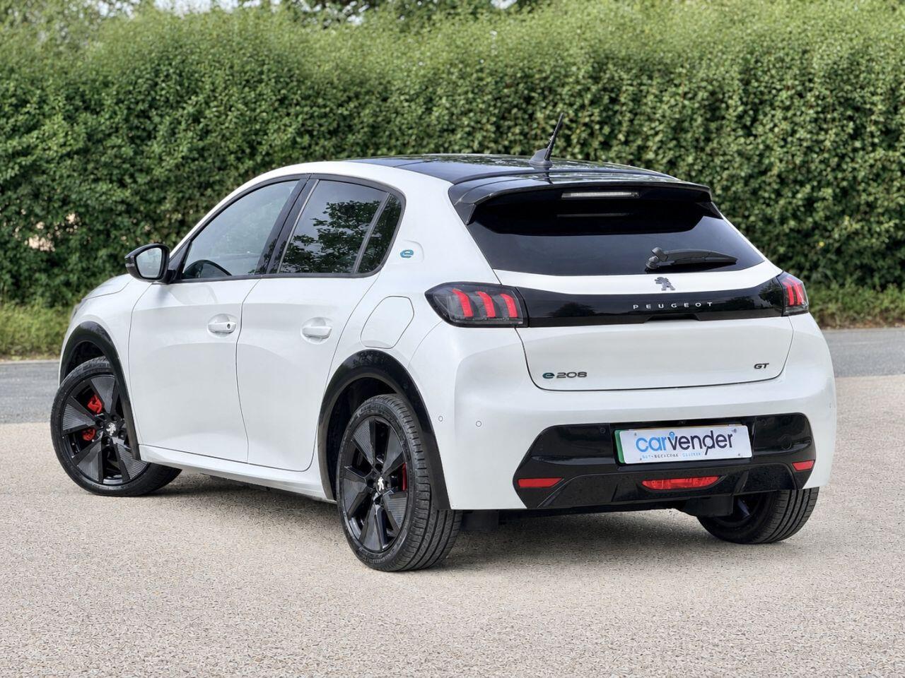Peugeot E-208 view 7