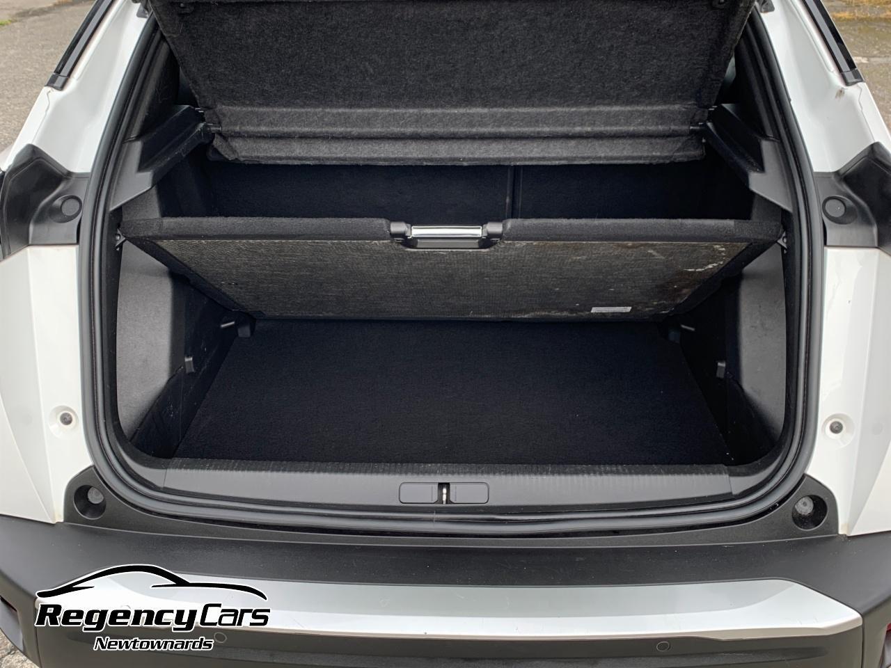Peugeot 2008 view 42